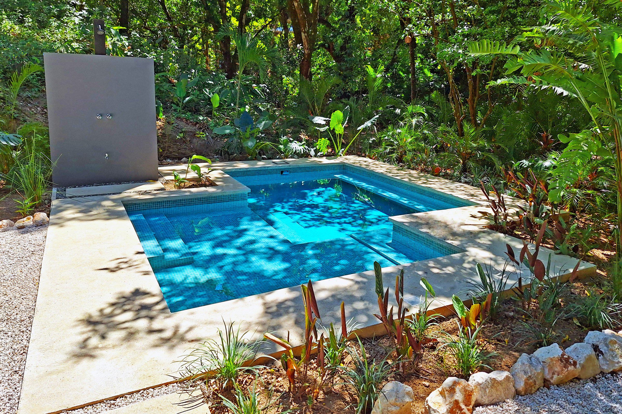 Pools & Landscaping